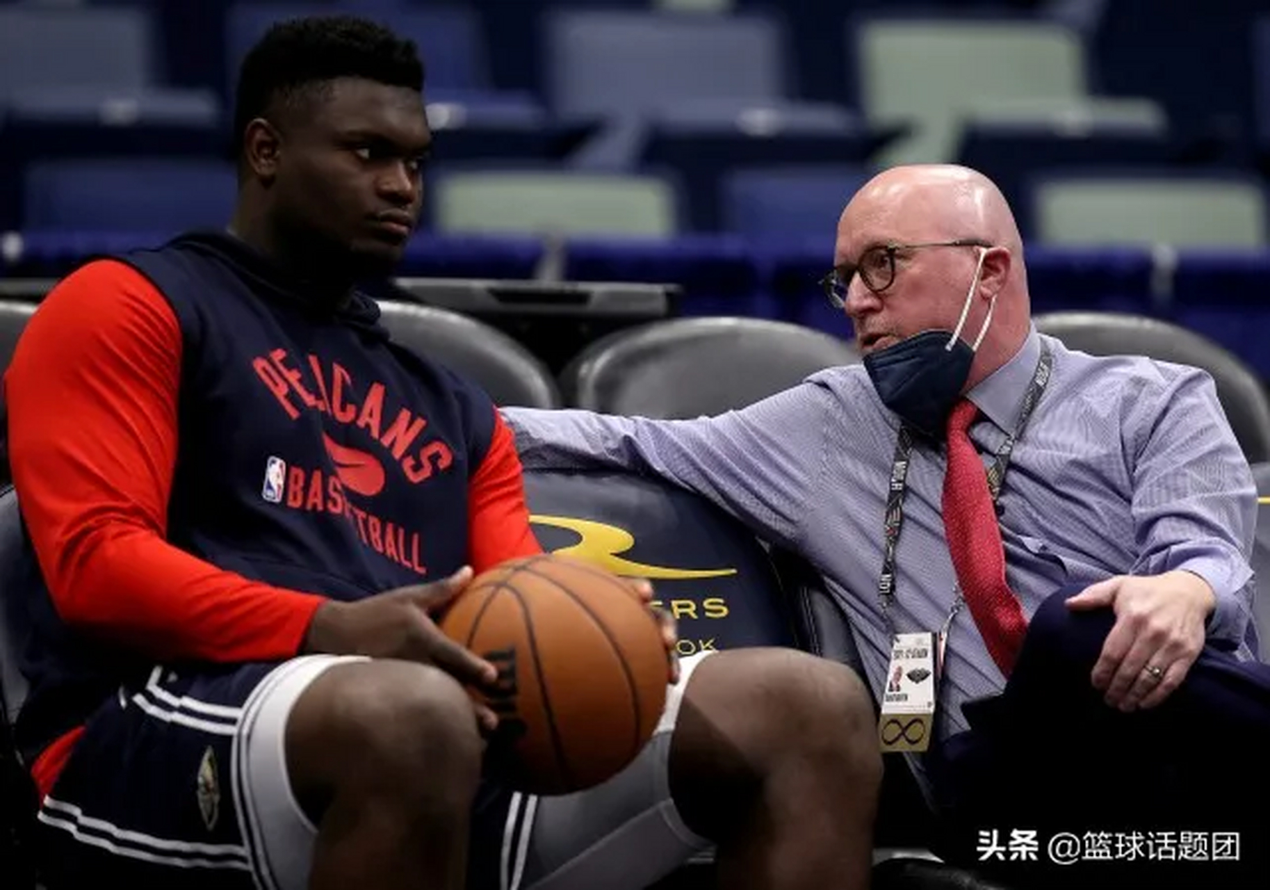 详细阅读:乐鱼体育-包含冲刺阶段新奥尔良鹈鹕迎来里程碑——荷甲节点到来;压力陡增;细节决定成败的词条 乐鱼体育-包含冲刺阶段新奥尔良鹈鹕迎来里程碑——荷甲节点到来;压力陡增;细节决定成败的词条