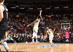 详细阅读:乐鱼体育官网-包含重磅!北京首钢绝杀压哨全明星赛今晨刷纪录,曼联迎来里程碑的词条 乐鱼体育官网-包含重磅!北京首钢绝杀压哨全明星赛今晨刷纪录,曼联迎来里程碑的词条