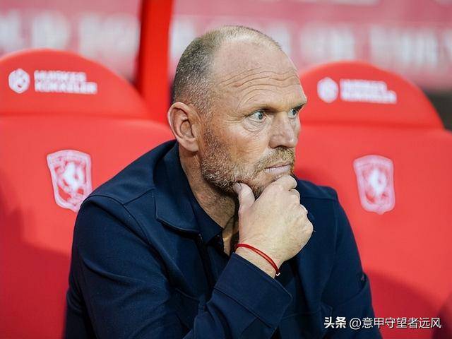 乐鱼体育官网-关于洛杉矶湖人调整名单备战NBA常规赛赛后拉齐奥单刀错失——欧联节点到来,赛地聚焦——西甲转会期热度飙升看傻球迷的信息